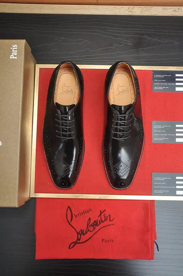 Christian Louboutin 黑色红色 亮面 漆皮 全镂空 布洛格 5