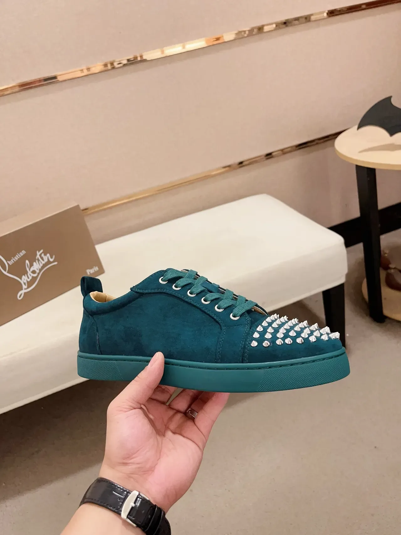 Christian Louboutin স্পাইকড টো স্নিকার নীল রূপালী টিল সুয়েড ক্যাপ লাইফস্টাইল স্নিকার 4