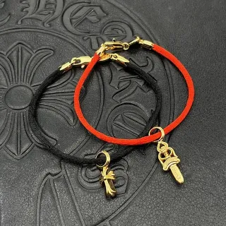 Chrome Hearts Cross and Sword Cord Bracelet लाल काला बुना हुआ गोल्ड टोन हार्डवेयर ब्रेसलेट