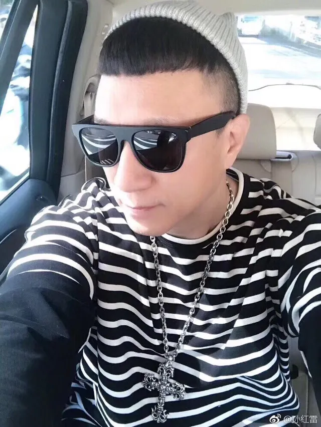 Chrome Hearts फ्लियर डी लिस क्रॉस चांदी का हार 2