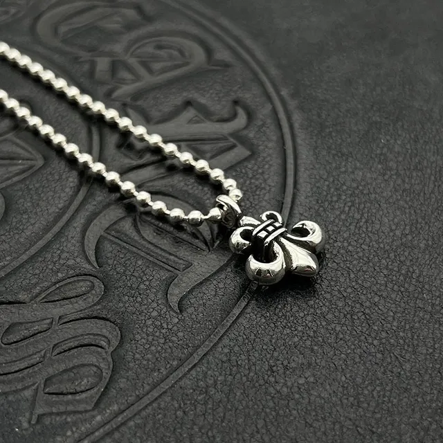 Chrome Hearts Croix Fleur de Lis Collier Argenté 5