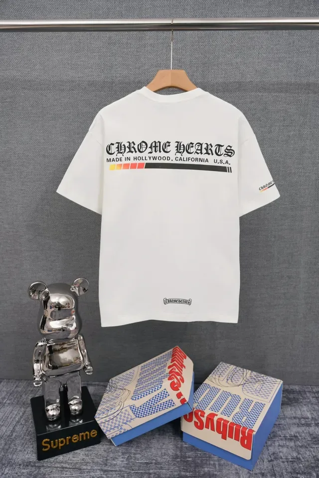 Chrome Hearts सफेद वर्टिकल प्रिंट ग्राफिक टी-शर्ट 4