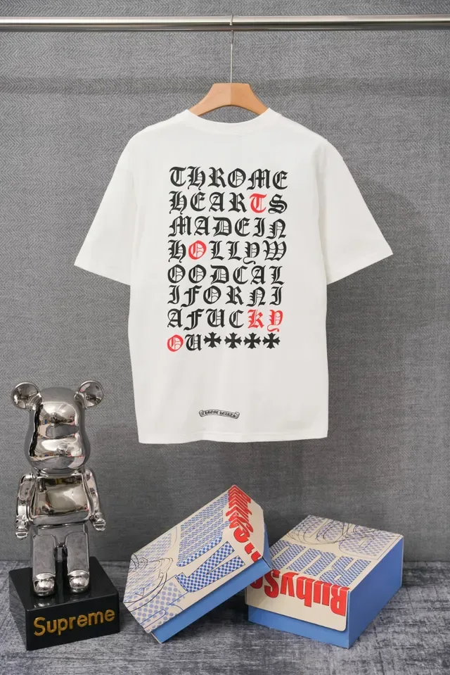 Chrome Hearts Camiseta de Bolsillo Negra con Logo Bordado 2