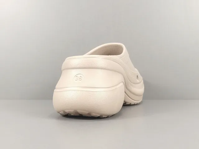 Crocs Echo Clog Beige sabot plateforme 11