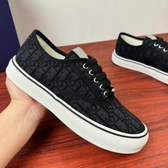 Dior B22 Noir Blanc monogramé jacquard partie supérieure semelle plate style vulcanisé style de vie sneakers 4