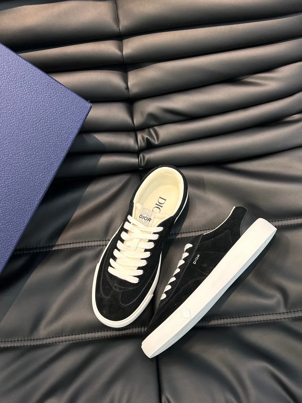 Dior B22 Black White Suede Upper Laces Lifestyle Sneakers 2