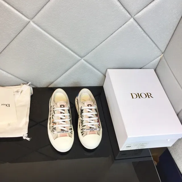 Dior B23 花卉印花帆布生活运动鞋 3