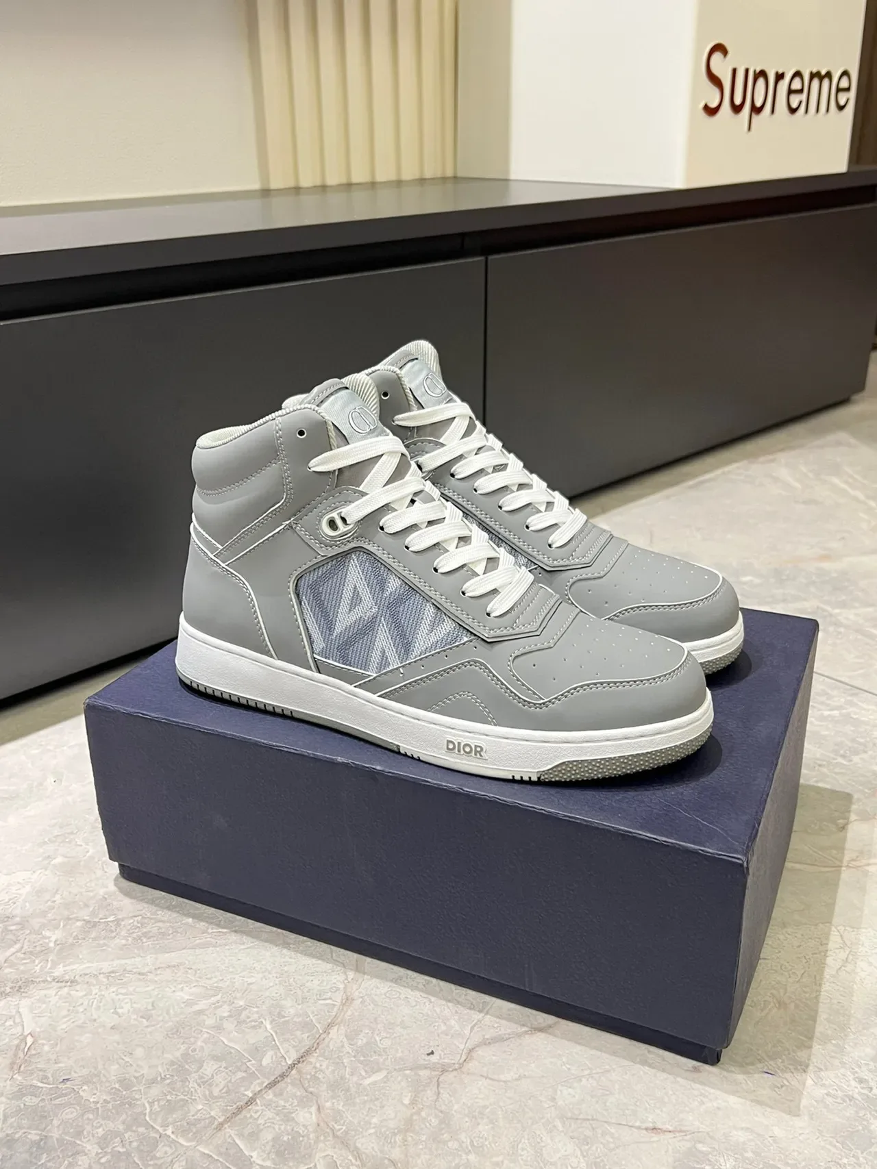Dior B23 Gray Oblique Jacquard High-Top Lifestyle Sneakers 3
