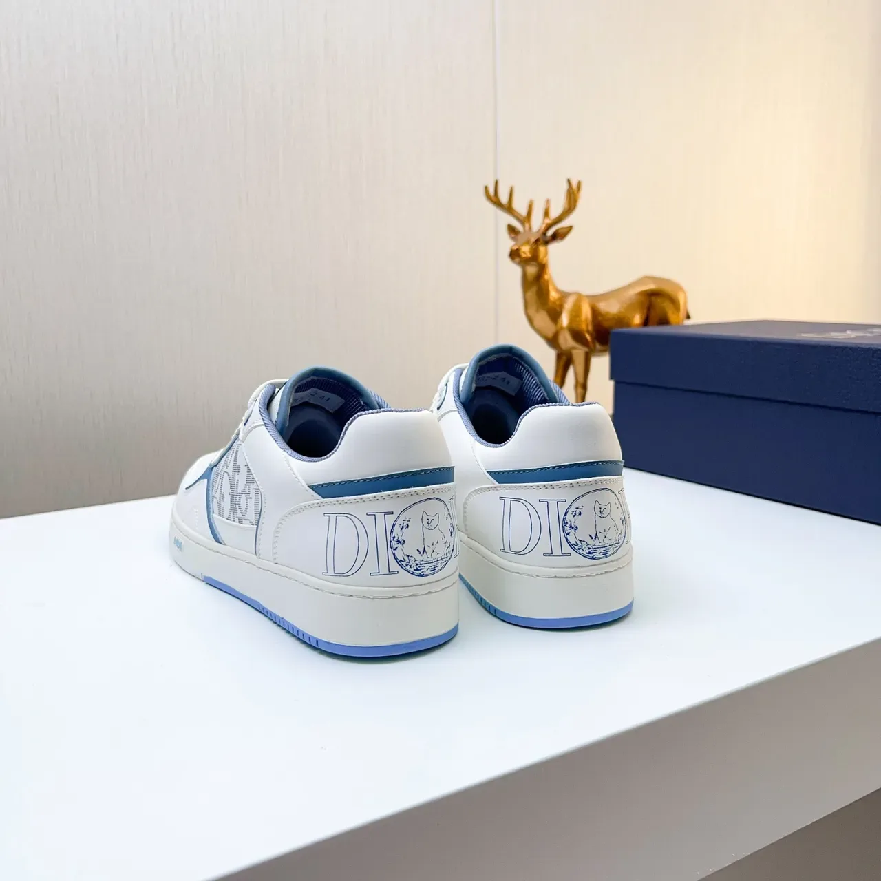 Dior B23 White and Light Blue Monogram Lifestyle Sneakers 4
