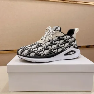 Dior 米色黑色印花提花鞋面雕塑白色中底生活方式运动鞋
