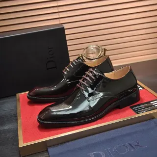 Dior काली पैटेंट लेदर कैप-टो ऑक्सफोर्ड जूते