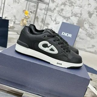 Dior حذاء رياضي لايف ستايل أسود أبيض جلد علوي midsole متعارض