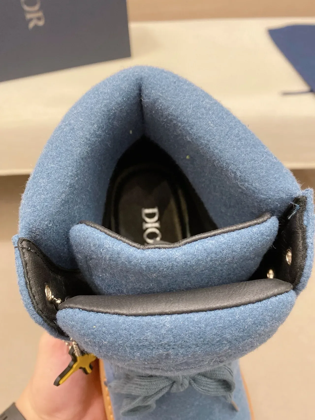Dior Bottes de travail empeigne feutre bleu marron semelle chunky lug 4