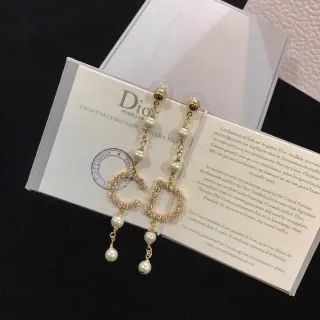 Dior CD Monogram ক্রিস্টাল ও পার্ল ড্রপ ইয়াররিংস