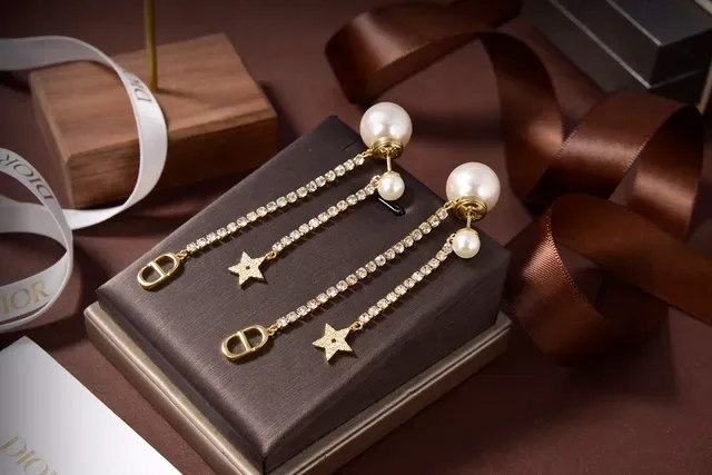 Dior Double Pearl Crystal Chain Star Charm Earrings 5