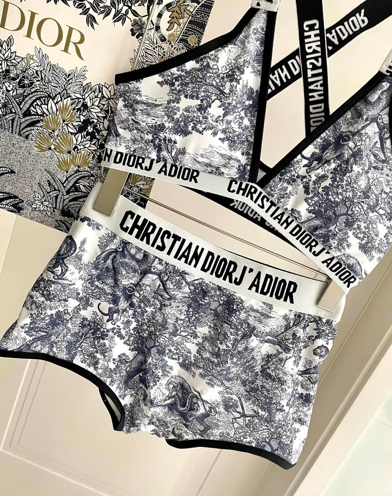 Dior J'Adior Blanc Marine Toile De Jouy Print Bretelles Croisées Dos Sous-vêtements 8