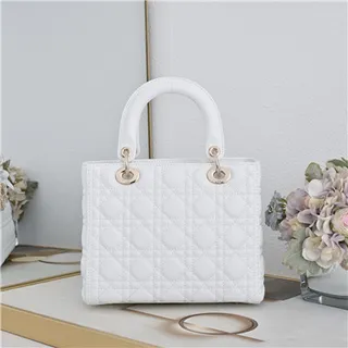Dior Lady Dior বেইজ কোয়িল্টেড ক্যানেজ টপ-হ্যান্ডেল টোট ব্যাগ 7