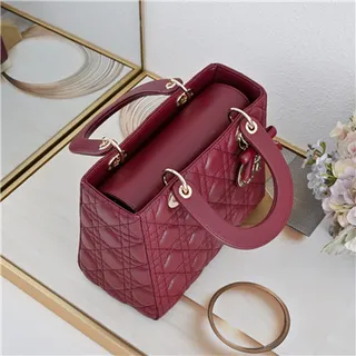 Dior Lady Dior বেইজ কোয়িল্টেড ক্যানেজ টপ-হ্যান্ডেল টোট ব্যাগ 21