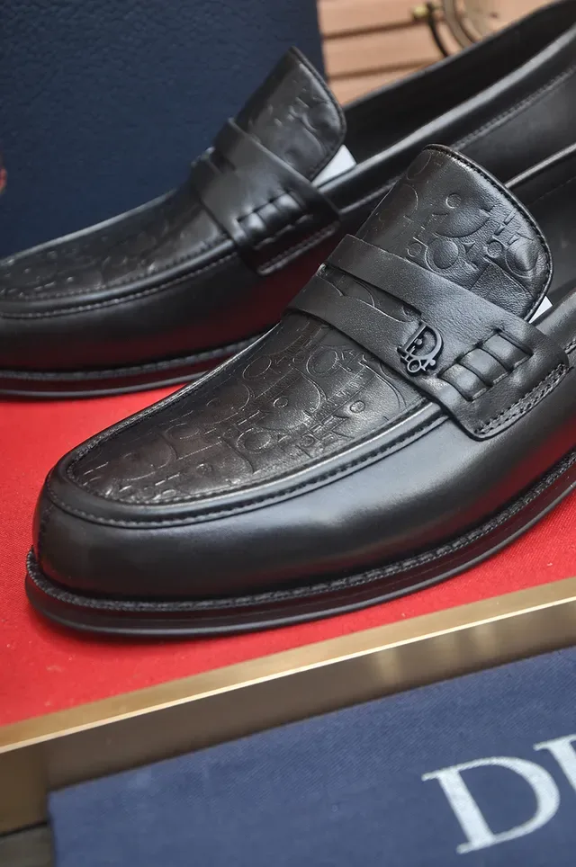 Dior Mocassins Cuir Noir Embossé Oblique Penny Loafer 2