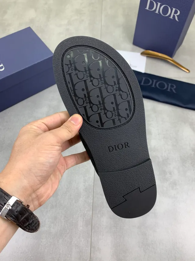 Dior Monogram Canvas Thong Slipper 2
