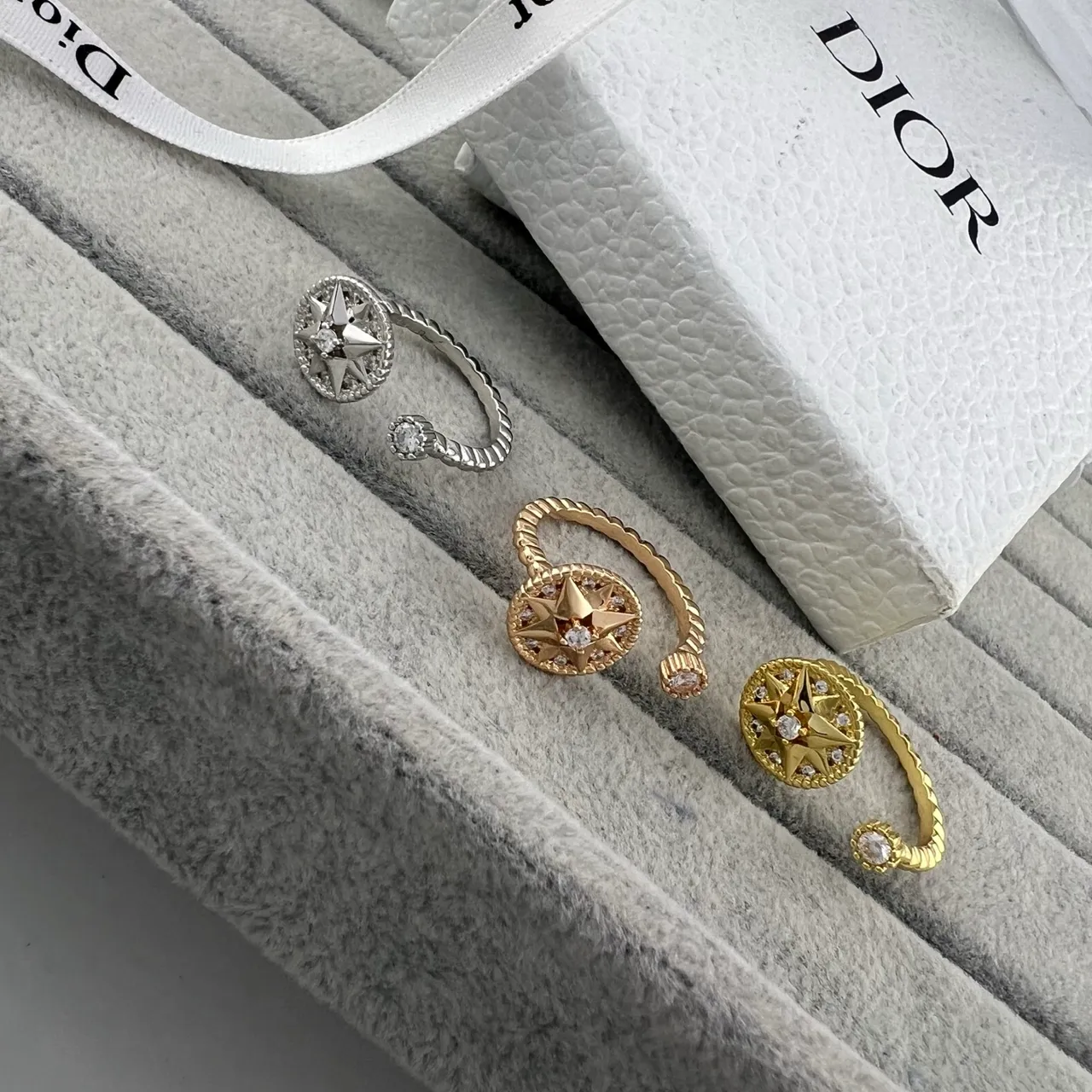 Dior Rose des Vents Ouro Prata Punho Aberto Motivo Bússola Estrela Anel 7