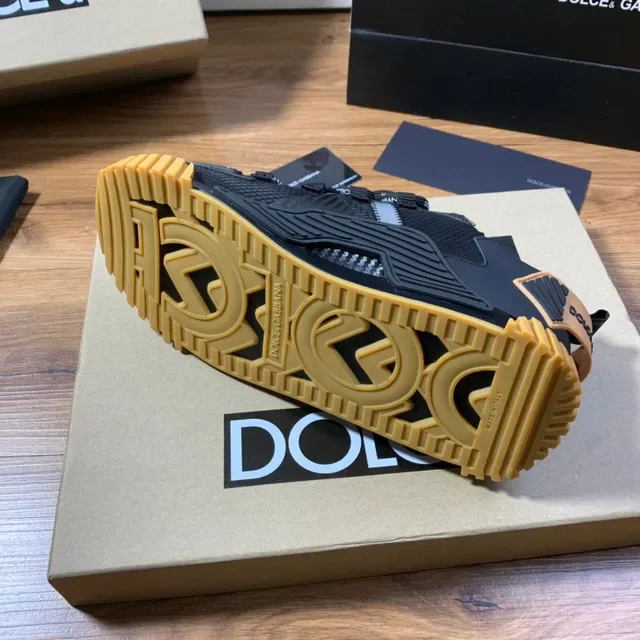 Dolce & Gabbana NS1 Zapatillas Lifestyle Negras y Mostaza 2