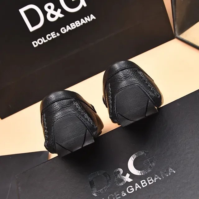 Dolce & Gabbana 黑色金色压纹皮革金属徽章乐福鞋 9