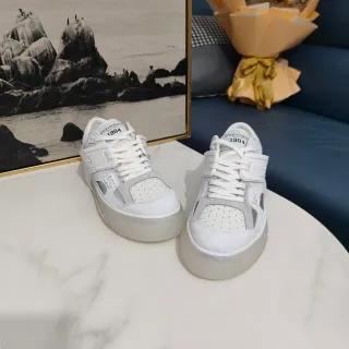 Dolce & Gabbana Blanc Gris Chunky Semelle Translucide Panneau Perforé de l'orteil Sneakers Lifestyle