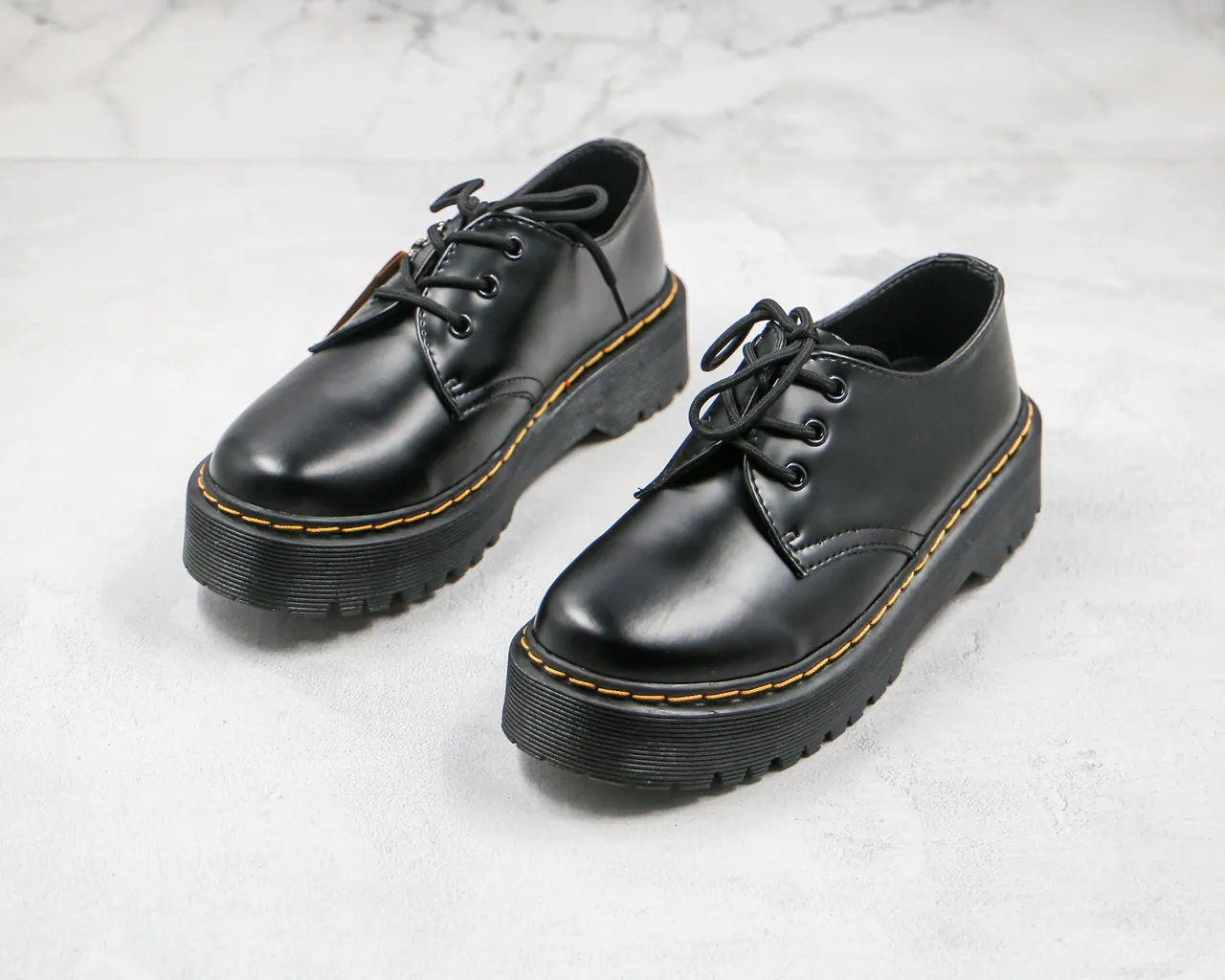 Dr. Martens Jadon Plataforma Zapatos Oxford de Cuero Negro 8