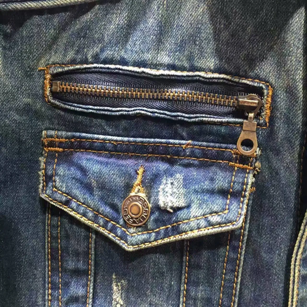 DSQUARED2 破损肘部补丁牛仔夹克 6