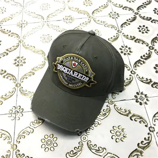 Dsquared2 ICON Embroidered Crest Red Baseball Cap 2