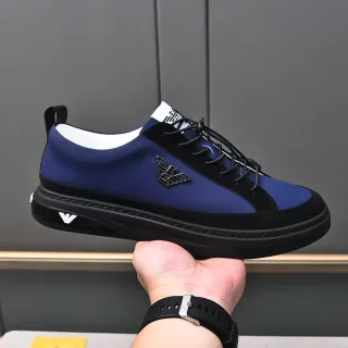 Emporio Armani Eagle Logo Zapatillas Lifestyle Azul marino y negro