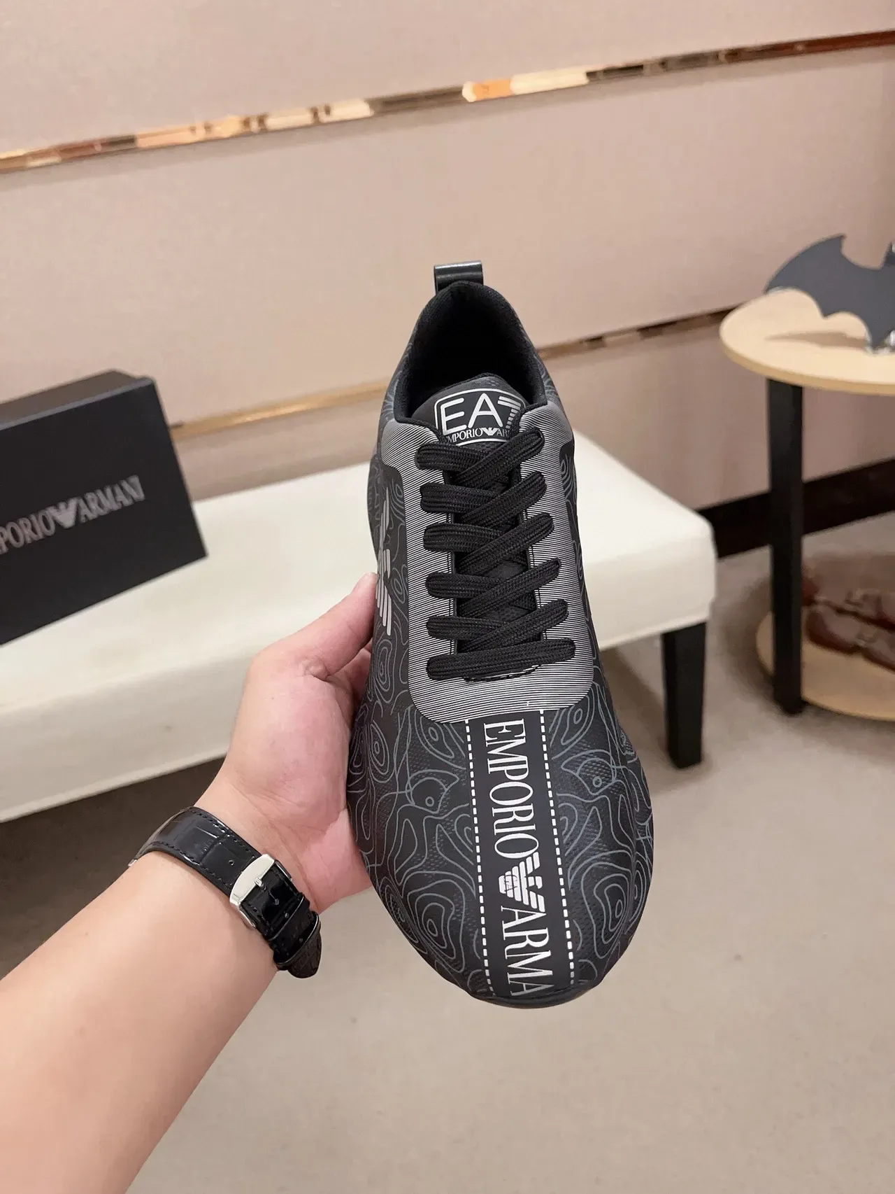 Emporio Armani طباعة توبوغرافية شعار النسر أحذية رياضية أسود للأسلوب الحیاتي 2