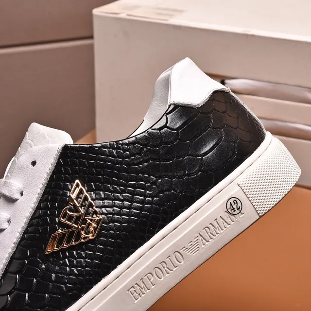 Emporio Armani Zapatilla de cuero con estampado de cocodrilo en dos tonos 2