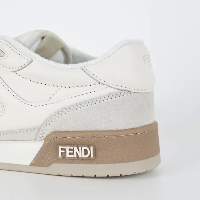 Fendi بيج أبيض أحذية رياضية منخفضة جلد سويد هجين نمط الحياة 4