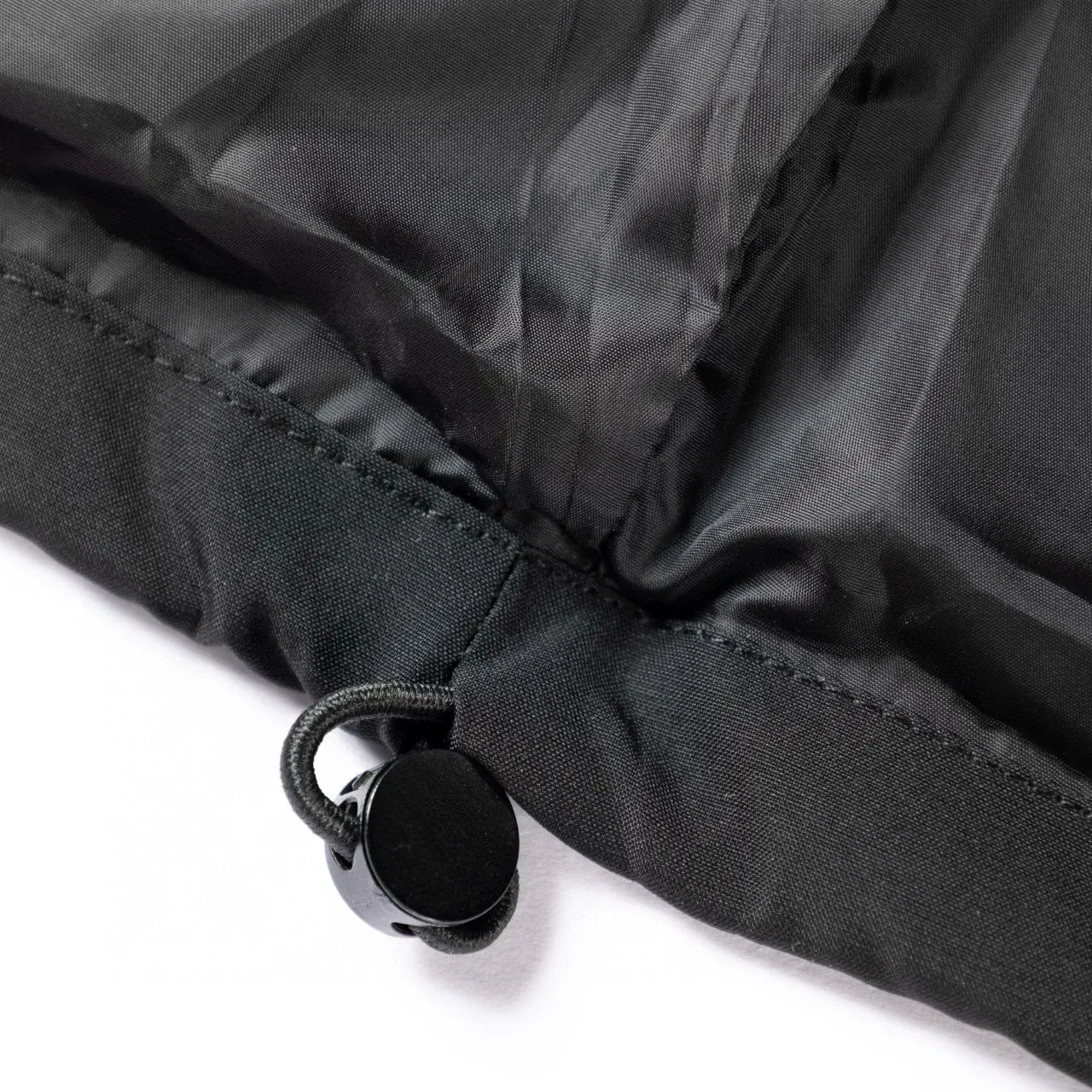 Fendi Veste à Capuche à Fermeture Éclair Avant Noir et Blanc 10