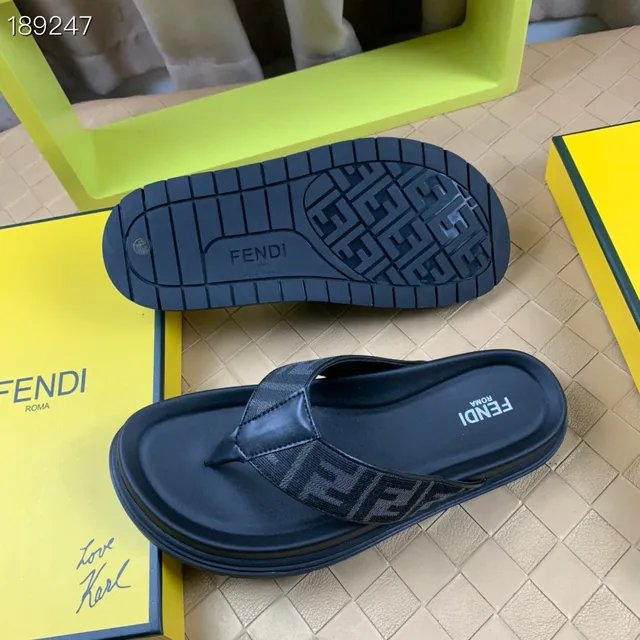 Fendi FF Monogram Plateforme Noir Sangle Jacquard Semelle Épaisse Chaussons 5