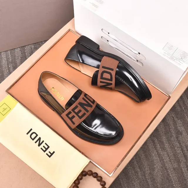Fendi Mocassim Preto Marrom Couro Patentado Brilhante Cinto Elástico Logo 8