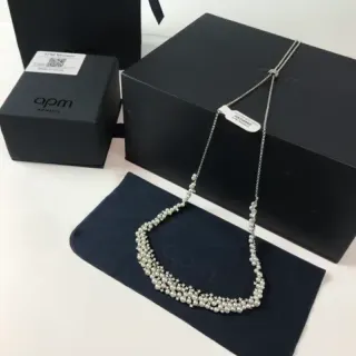 APM Monaco Collier multi-couches avec motif perle et étoile