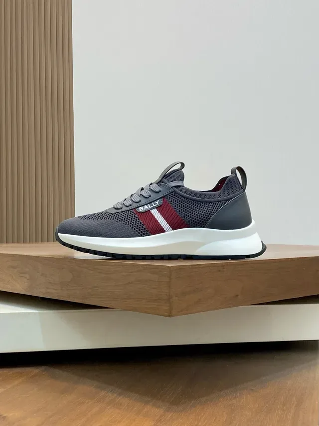 Bally Tênis Lifestyle Cinza Bordô Superior de Malha Painel Lateral Listrado 3