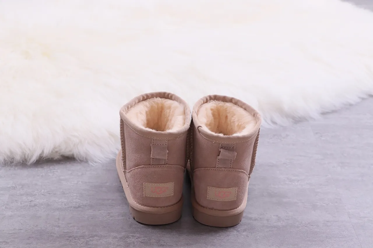 Beige Brown Animal-Face Appliqué Plush-Lined Interior Snow Boots 9