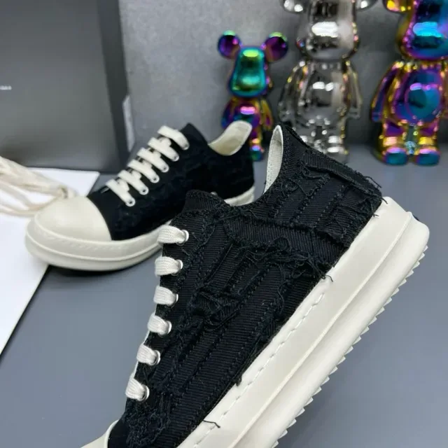 Black Beige Distressed Canvas Contrast Off-White Toe Cap Lifestyle Sneakers 5
