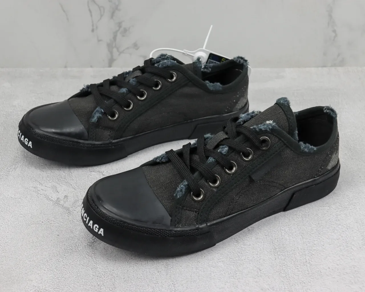 Black Blue Canvas Upper Frayed Collar Lining Sneakers 4