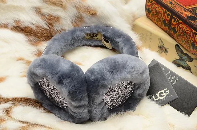 Bonnet à bandeau noir et or fluffy faux fur glitter-accented 12