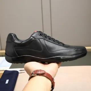 Black Leather Lace-Up Casual Shoe