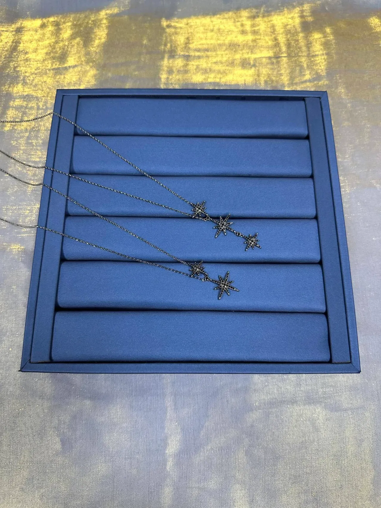 Collier pendentif double étoile noir marin chaîne en métal sombre 9