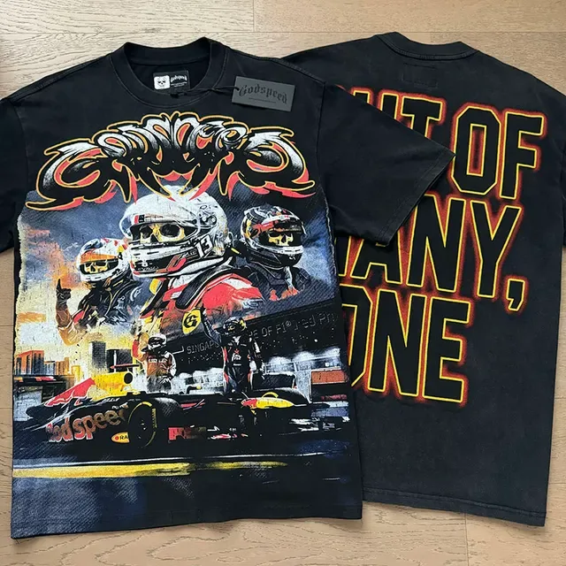 Camiseta preta oversized com estampa gráfica 15