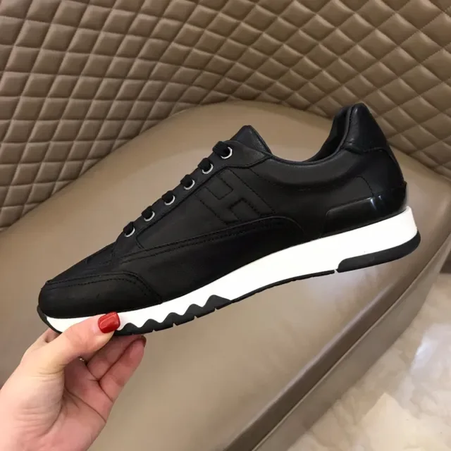 Black White Leather Upper Wavy Midsole Sneakers 3