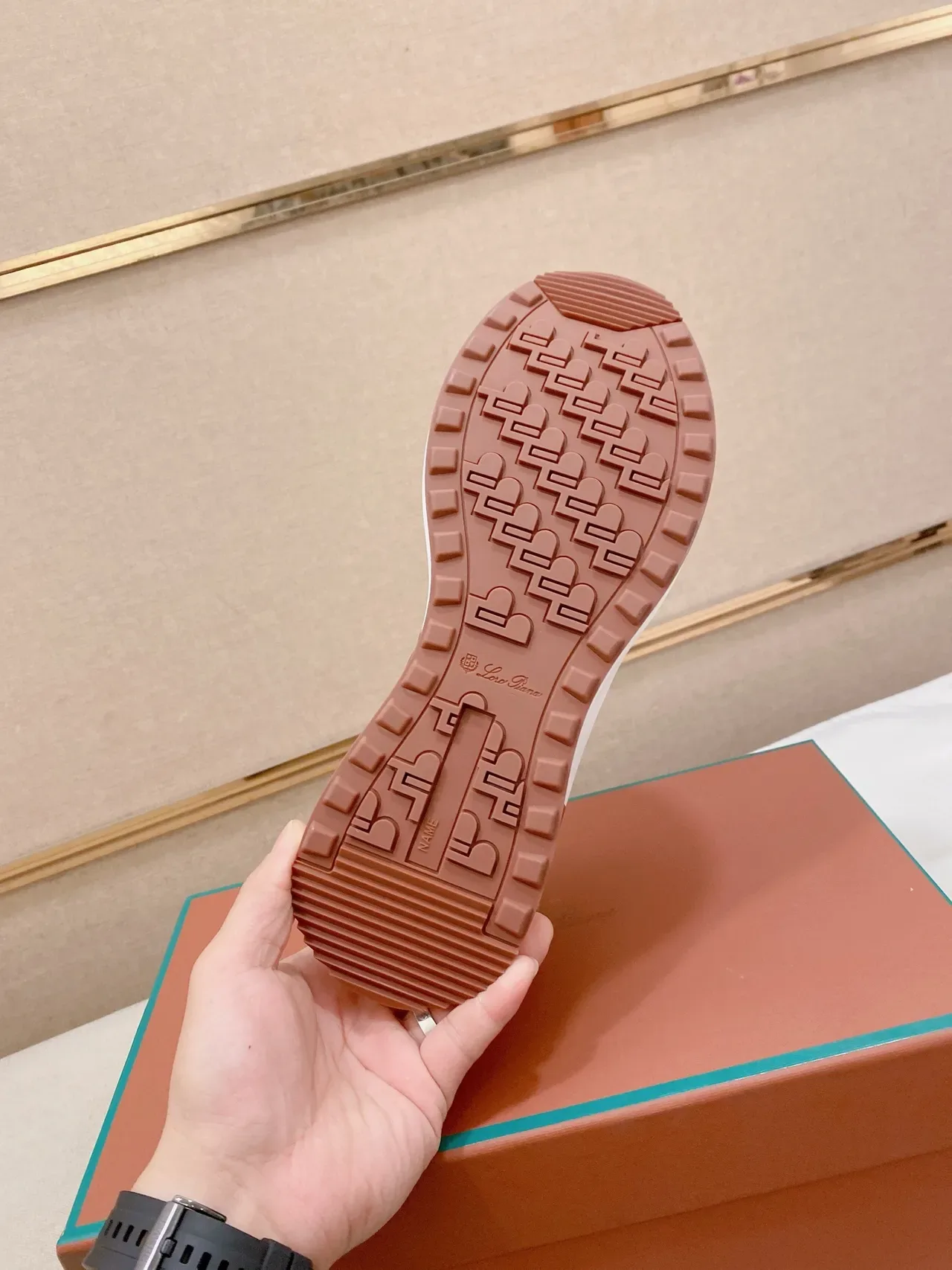 棕色麂皮尼龙低帮生活运动鞋 2