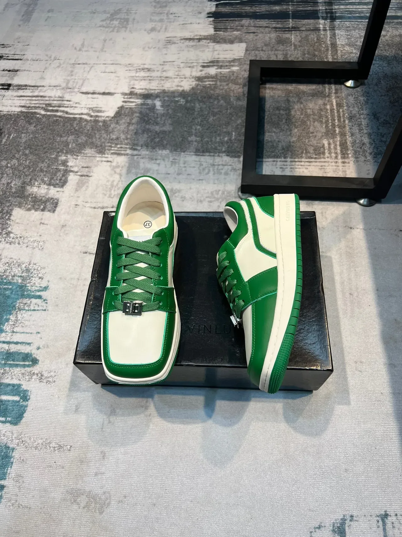 CALVINLUO Green and White Panelled Lifestyle Sneaker 4